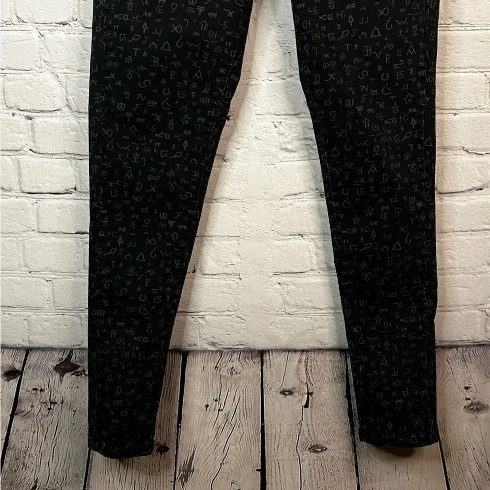 Levi's Legging Fit Skinny Mid Rise Jeans Black Grey Symbols‎ Woman's size 31x30
